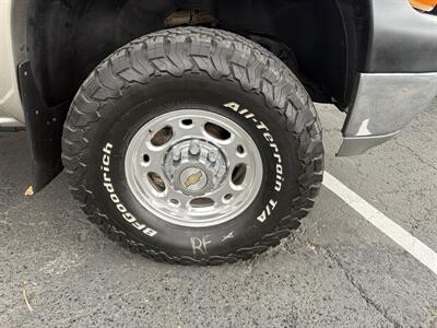 2002 Chevrolet Silverado 2500 LS 4WD 8.1L V8 4dr   - Photo 11 - Boise, ID 83704