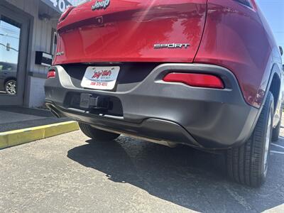 2014 Jeep Cherokee Sport 4WD 2.4L I4 4d   - Photo 9 - Boise, ID 83704