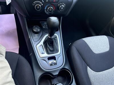2014 Jeep Cherokee Sport 4WD 2.4L I4 4d   - Photo 24 - Boise, ID 83704