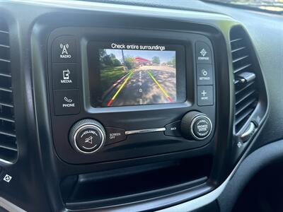 2014 Jeep Cherokee Sport 4WD 2.4L I4 4d   - Photo 27 - Boise, ID 83704
