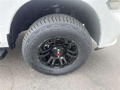 2015 RAM 1500 Sport 4WD 5.7L 4dr   - Photo 10 - Boise, ID 83704