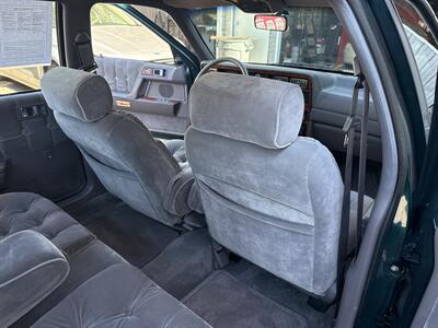 1993 Chrysler Le Baron Landau 3.0L V6 4dr   - Photo 28 - Boise, ID 83704