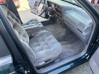 1993 Chrysler Le Baron Landau 3.0L V6 4dr   - Photo 20 - Boise, ID 83704