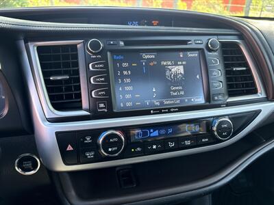 2017 Toyota Highlander Limited AWD 3.5L 4dr   - Photo 36 - Boise, ID 83704