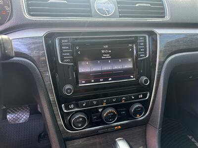 2017 Volkswagen Passat 1.8T I4 SE 4dr   - Photo 32 - Boise, ID 83704