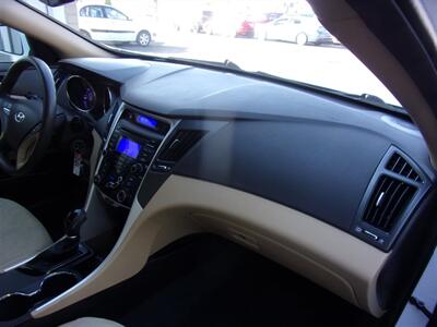 2013 Hyundai SONATA GLS 2.4L I4 4dr   - Photo 22 - Boise, ID 83704