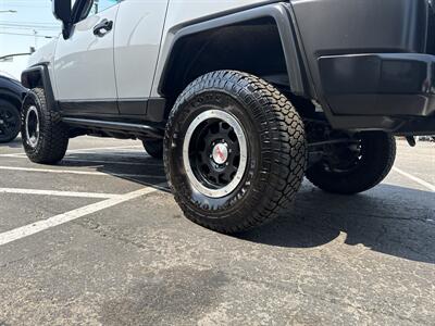 2013 Toyota FJ Cruiser   - Photo 6 - Boise, ID 83704