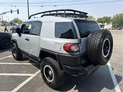 2013 Toyota FJ Cruiser   - Photo 3 - Boise, ID 83704