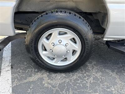 2011 Ford E-350 SD XLT   - Photo 11 - Boise, ID 83704