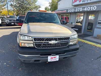 2005 Chevrolet Silverado 3500 Extended C 4WD ExtCab 6.6L 4dr   - Photo 12 - Boise, ID 83704