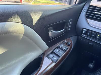 2015 Toyota Sienna Limited AWD 7 Pass   - Photo 41 - Boise, ID 83704