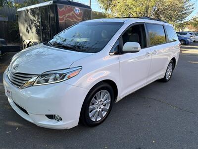 2015 Toyota Sienna Limited AWD 7 Pass   - Photo 2 - Boise, ID 83704