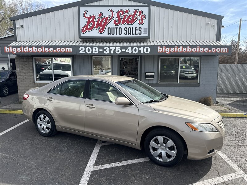 2009 Toyota Camry LE 2.4L I4 4dr   - Photo 1 - Boise, ID 83704