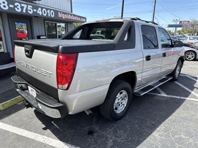 2004 Chevrolet Avalanche 1500   - Photo 4 - Boise, ID 83704