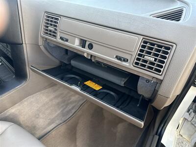 1993 BMW 325i 2.5L I6 4dr   - Photo 23 - Boise, ID 83704
