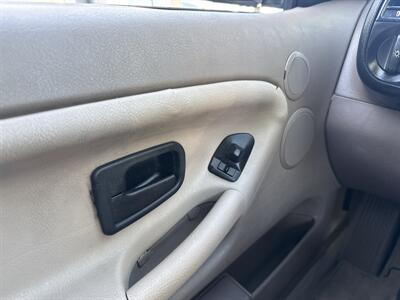 1993 BMW 325i 2.5L I6 4dr   - Photo 31 - Boise, ID 83704