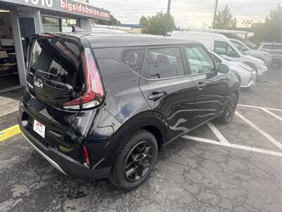 2023 Kia Soul LX 2.0L I4 4dr   - Photo 4 - Boise, ID 83704