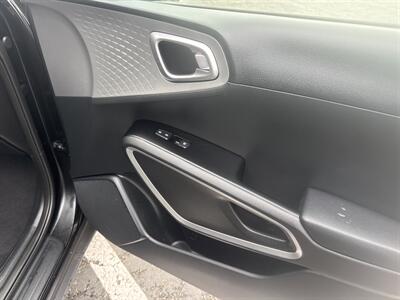 2023 Kia Soul LX 2.0L I4 4dr   - Photo 22 - Boise, ID 83704