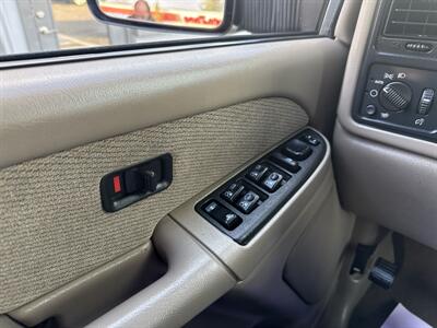 2003 GMC Sierra 2500 SLE 4WD 8.1L V8 4dr   - Photo 38 - Boise, ID 83704