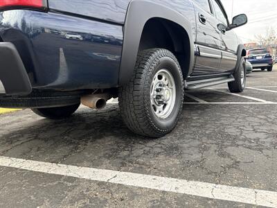 2005 Chevrolet Suburban 2500 LT 4WD 8.1L 4dr   - Photo 23 - Boise, ID 83704