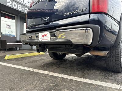 2005 Chevrolet Suburban 2500 LT 4WD 8.1L 4dr   - Photo 7 - Boise, ID 83704