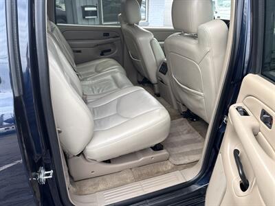 2005 Chevrolet Suburban 2500 LT 4WD 8.1L 4dr   - Photo 18 - Boise, ID 83704