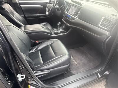 2015 Toyota Highlander XLE AWD 3.5L V6 4dr   - Photo 18 - Boise, ID 83704