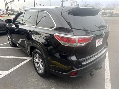 2015 Toyota Highlander XLE AWD 3.5L V6 4dr   - Photo 3 - Boise, ID 83704