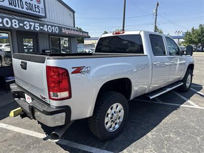 2013 GMC Sierra 2500 SLT 4WD 6.6L V8 4dr   - Photo 4 - Boise, ID 83704