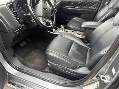 2022 Mitsubishi Outlander PHEV SEL AWD Hybrid 4dr   - Photo 15 - Boise, ID 83704