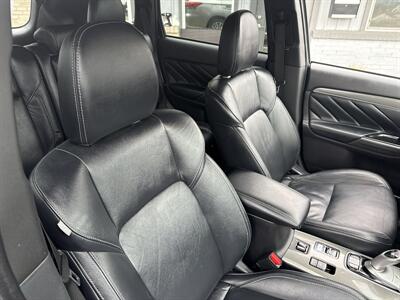 2022 Mitsubishi Outlander PHEV SEL AWD Hybrid 4dr   - Photo 31 - Boise, ID 83704