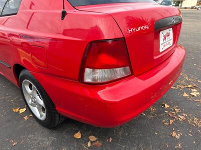 2002 Hyundai ACCENT L 1.5L I4 2dr   - Photo 7 - Boise, ID 83704