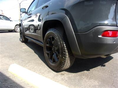 2017 Jeep Cherokee Trailhwk 4WD 3.2L 4d   - Photo 6 - Boise, ID 83704