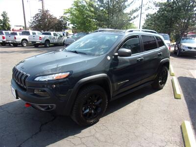 2017 Jeep Cherokee Trailhwk 4WD 3.2L 4d   - Photo 2 - Boise, ID 83704