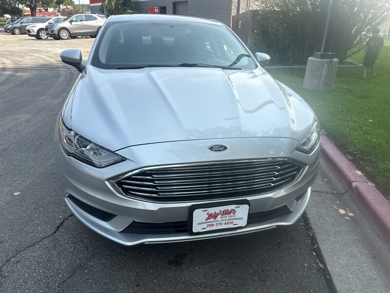 2018 Ford Fusion SE photo 10