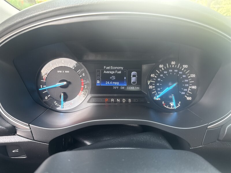 2018 Ford Fusion SE photo 35