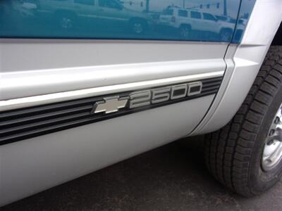 1997 Chevrolet Silverado 2500 4WD   - Photo 15 - Boise, ID 83704