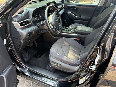 2024 Toyota Highlander LE   - Photo 17 - Boise, ID 83704