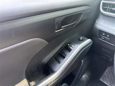 2024 Toyota Highlander LE   - Photo 40 - Boise, ID 83704