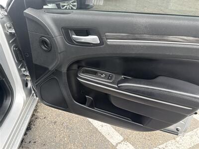 2021 Chrysler 300 Series Touring AWD 3.6L 4dr   - Photo 23 - Boise, ID 83704