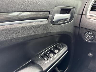 2021 Chrysler 300 Series Touring AWD 3.6L 4dr   - Photo 40 - Boise, ID 83704
