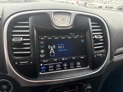 2021 Chrysler 300 Series Touring AWD 3.6L 4dr   - Photo 36 - Boise, ID 83704