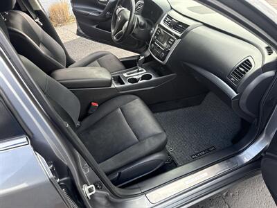 2018 Nissan Altima 2.5 SR 4dr   - Photo 20 - Boise, ID 83704
