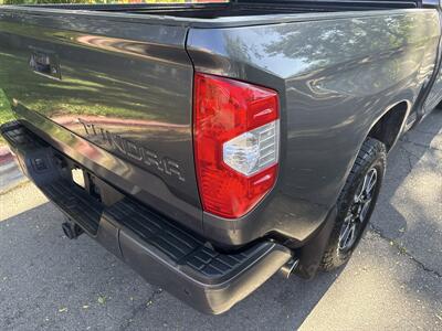 2017 Toyota Tundra SR5 4WD 5.7L V8 4dr   - Photo 8 - Boise, ID 83704