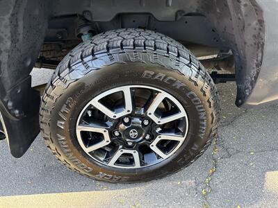 2017 Toyota Tundra SR5 4WD 5.7L V8 4dr   - Photo 12 - Boise, ID 83704