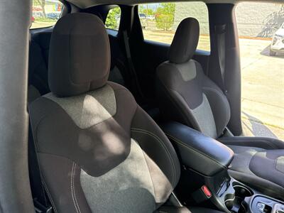 2018 Jeep Cherokee Latitude 4WD 2.4L 4d   - Photo 28 - Boise, ID 83704