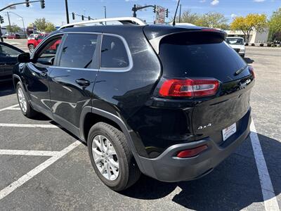 2018 Jeep Cherokee Latitude 4WD 2.4L 4d   - Photo 3 - Boise, ID 83704