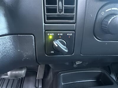2004 Dodge Dakota Sport 4WD 4.7L 4dr   - Photo 35 - Boise, ID 83704