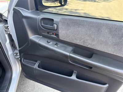 2004 Dodge Dakota Sport 4WD 4.7L V8 4d   - Photo 26 - Boise, ID 83704