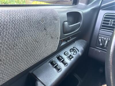 2004 Dodge Dakota Sport 4WD 4.7L V8 4d   - Photo 42 - Boise, ID 83704